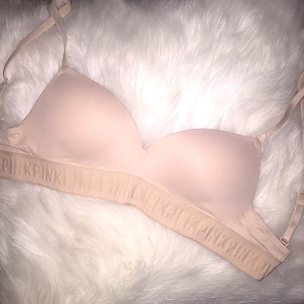 Victoria’s Secret PINK 34A bra wireless push up